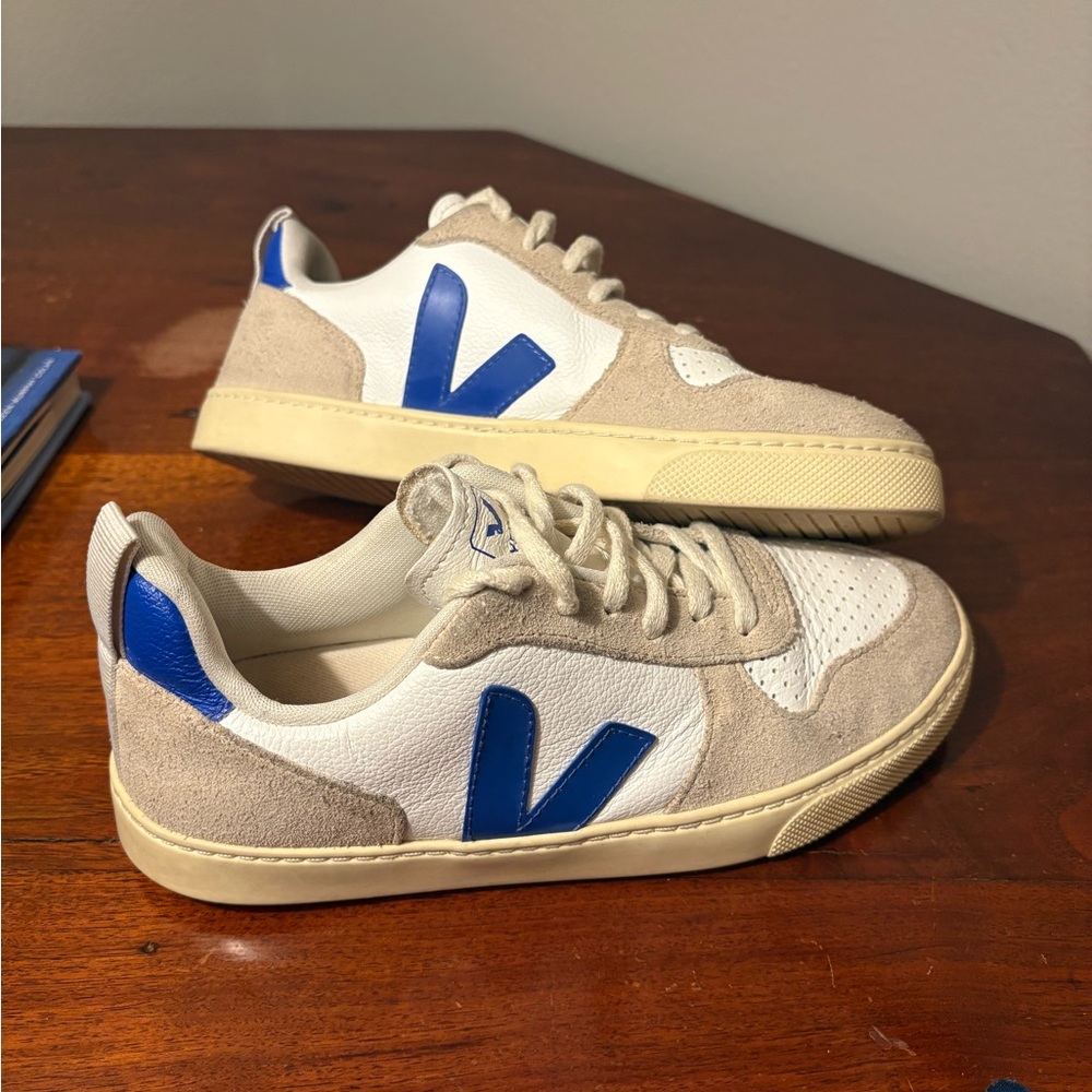 Veja V10 Cream and Blue Sneakers